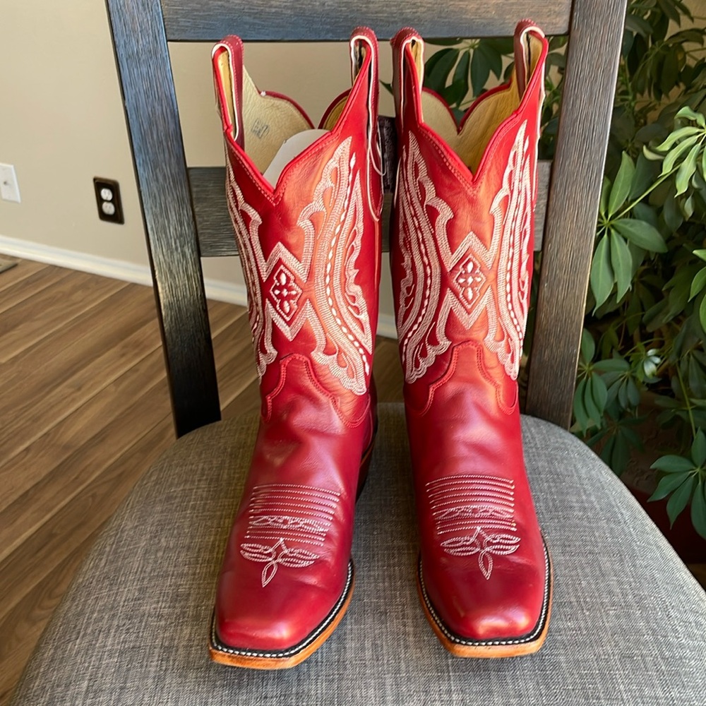 Women’s Custom Justin Boots size 8.5
